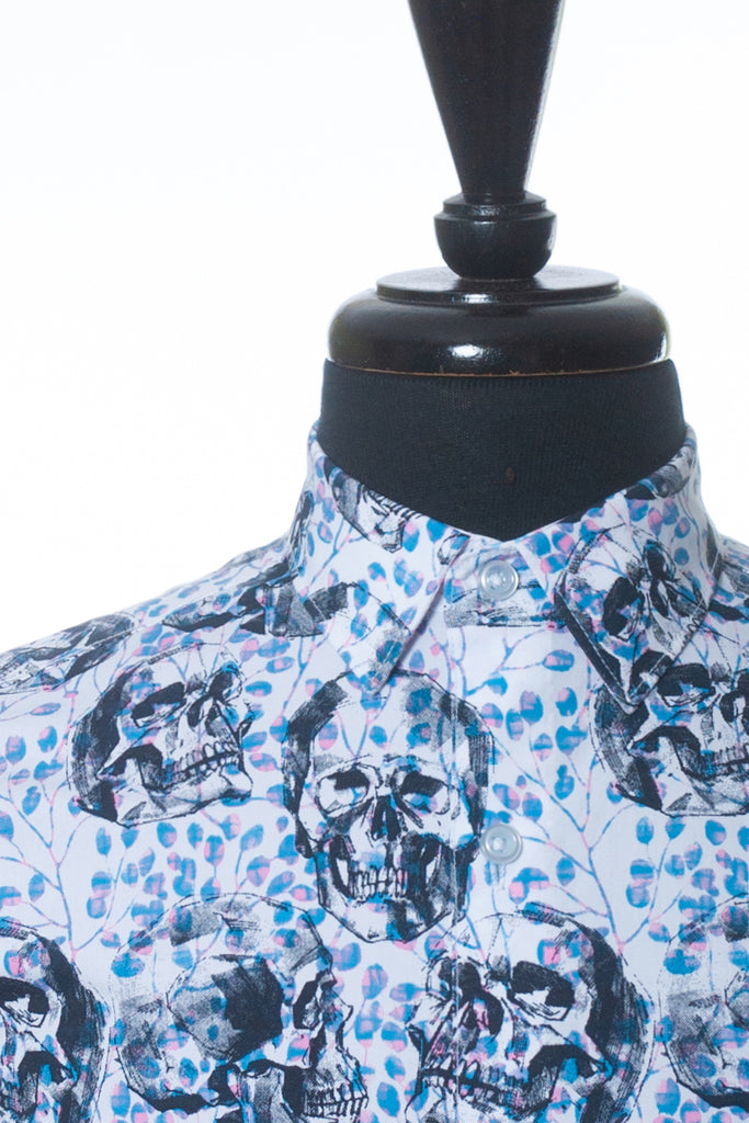 Robert Graham NWT White Skull Print Classic Fit Shirt