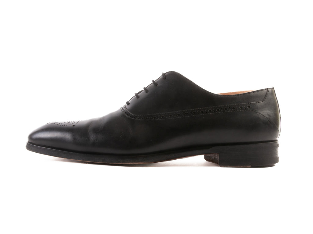 Magnanni Black Perf Toe Oxfords